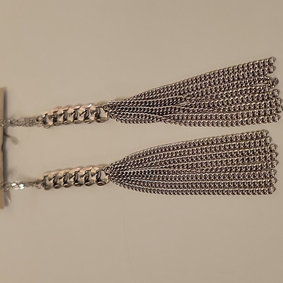 Chain Me - Picture 4 of 4